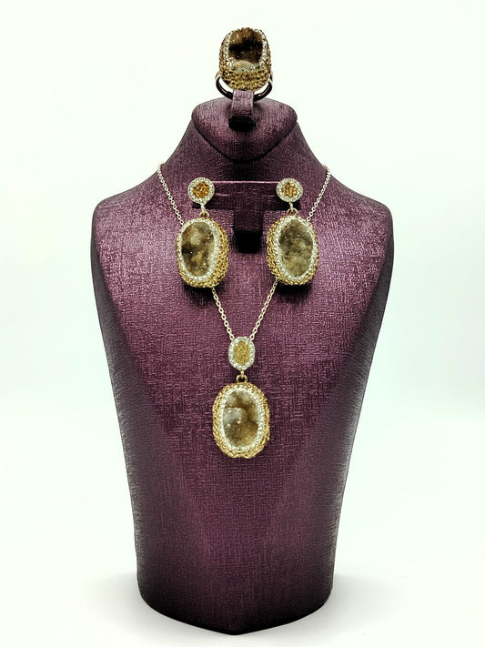 Golden Mystique: Raw Quartz Jewelry Set