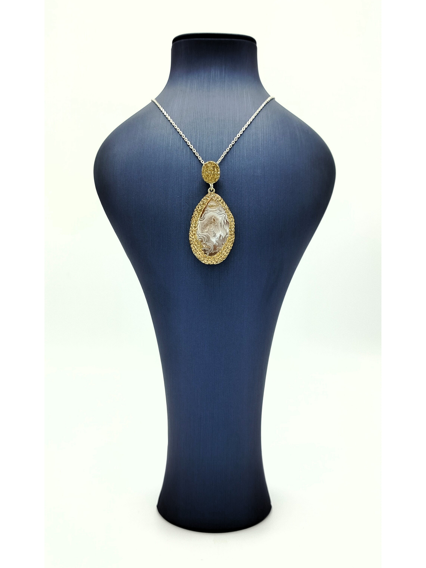 Golden Aura: Agate Carved Jewelry Set