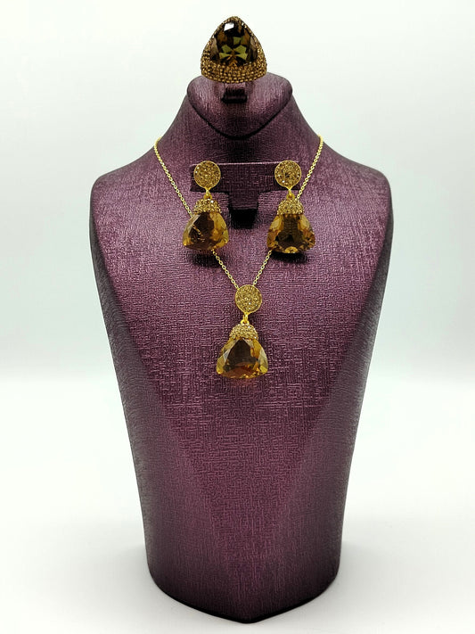 Golden Glow Teardrop Jewelry Set